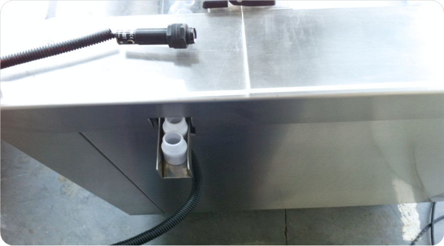 Robotische flessen ontgrendelingsmachine LP-120 Snelle flessen grootte schakelaar 20-100ml voor 20ml-100ml flessen vullijn